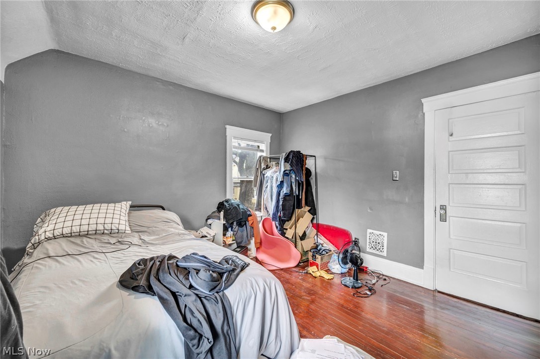1639 Delmont Avenue East Cleveland OH 44112