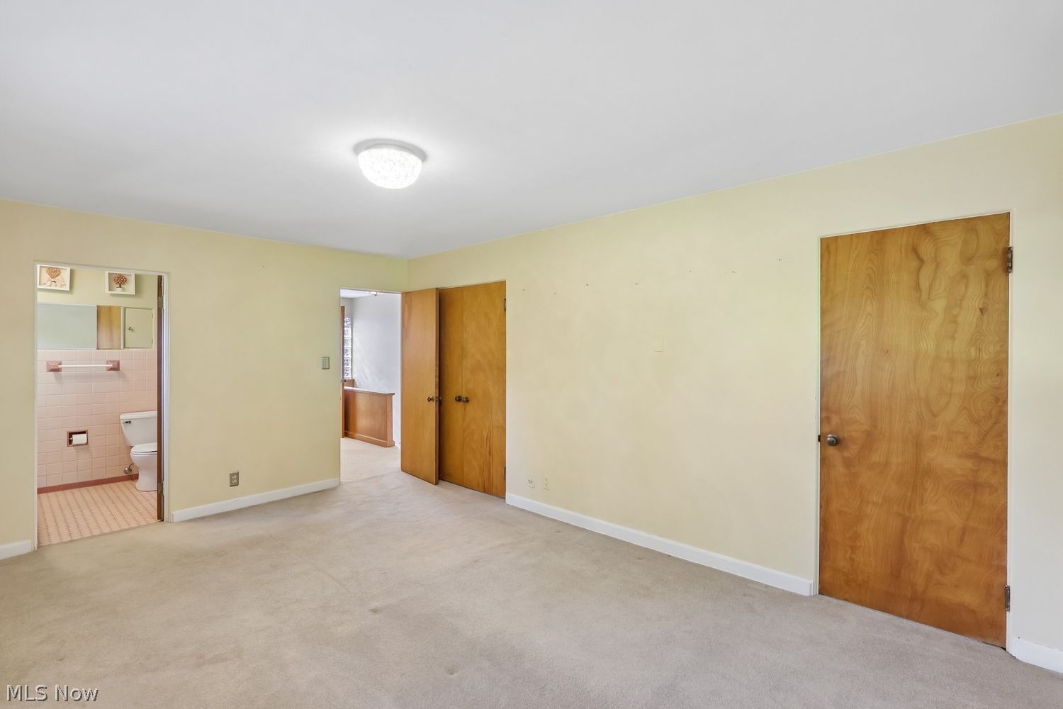 953 Genesee Road Akron OH 44303