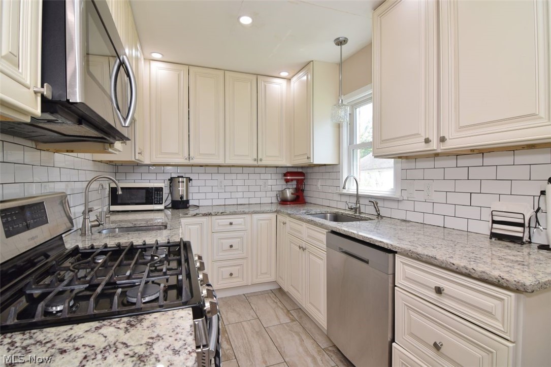 3656 Severn Road Cleveland Heights OH 44118