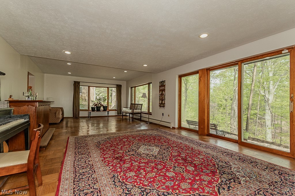 6811 Drexel Drive Seven Hills OH 44131