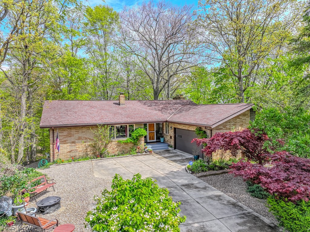 6811 Drexel Drive Seven Hills OH 44131