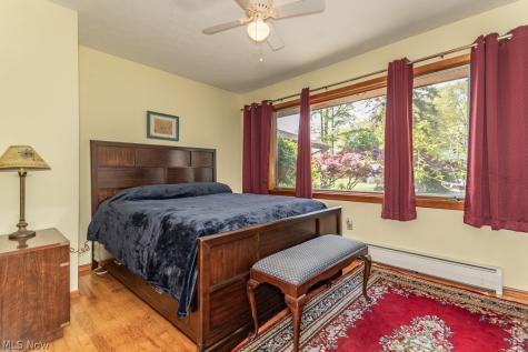 6811 Drexel Drive Seven Hills OH 44131