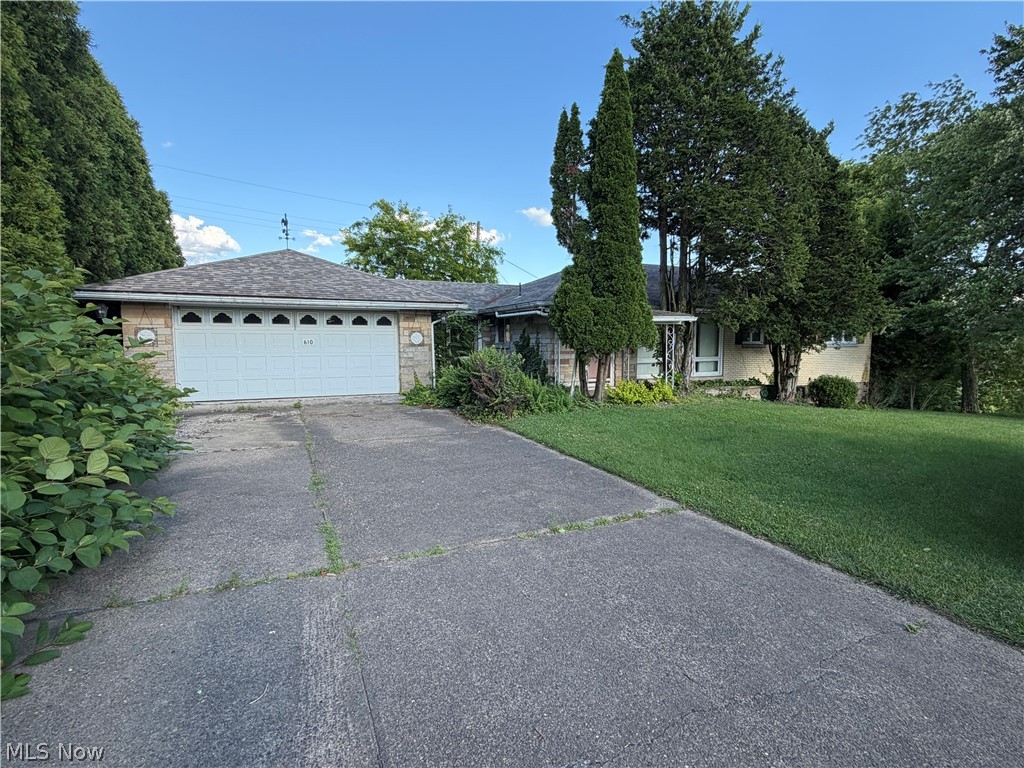 610 Broadview Circle East Liverpool OH 43920