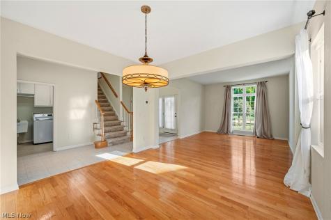 32925 Titus Hill Lane Avon Lake OH 44012