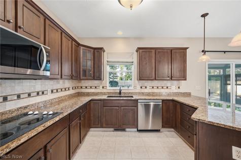 32925 Titus Hill Lane Avon Lake OH 44012