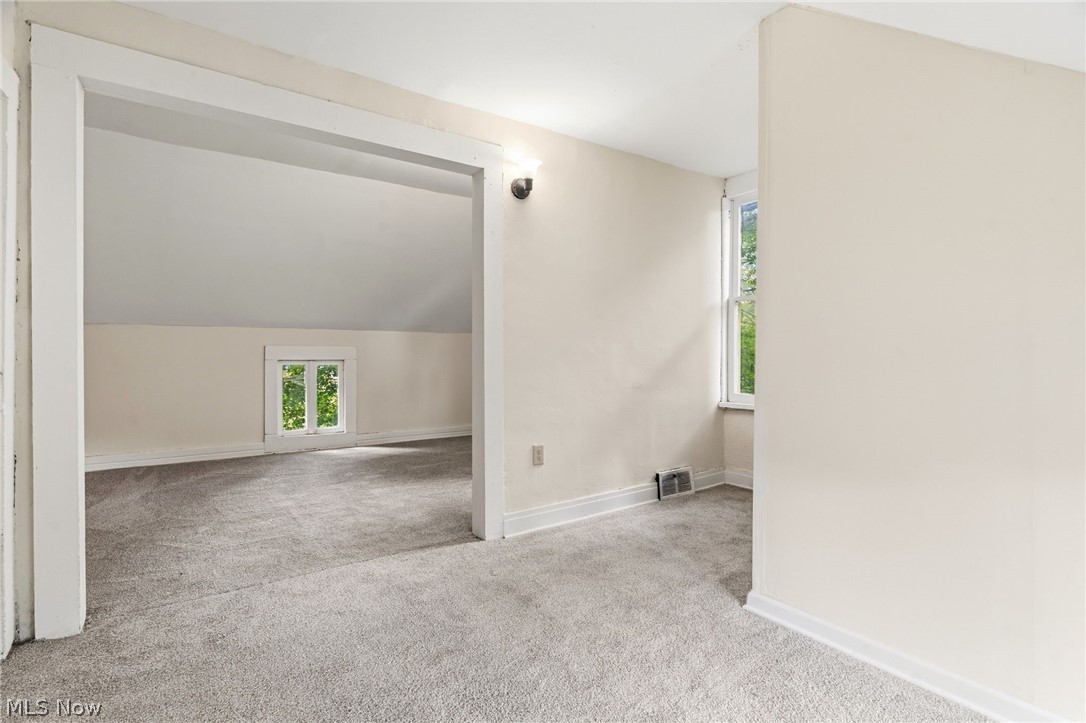146 Albert Street NE Warren OH 44483