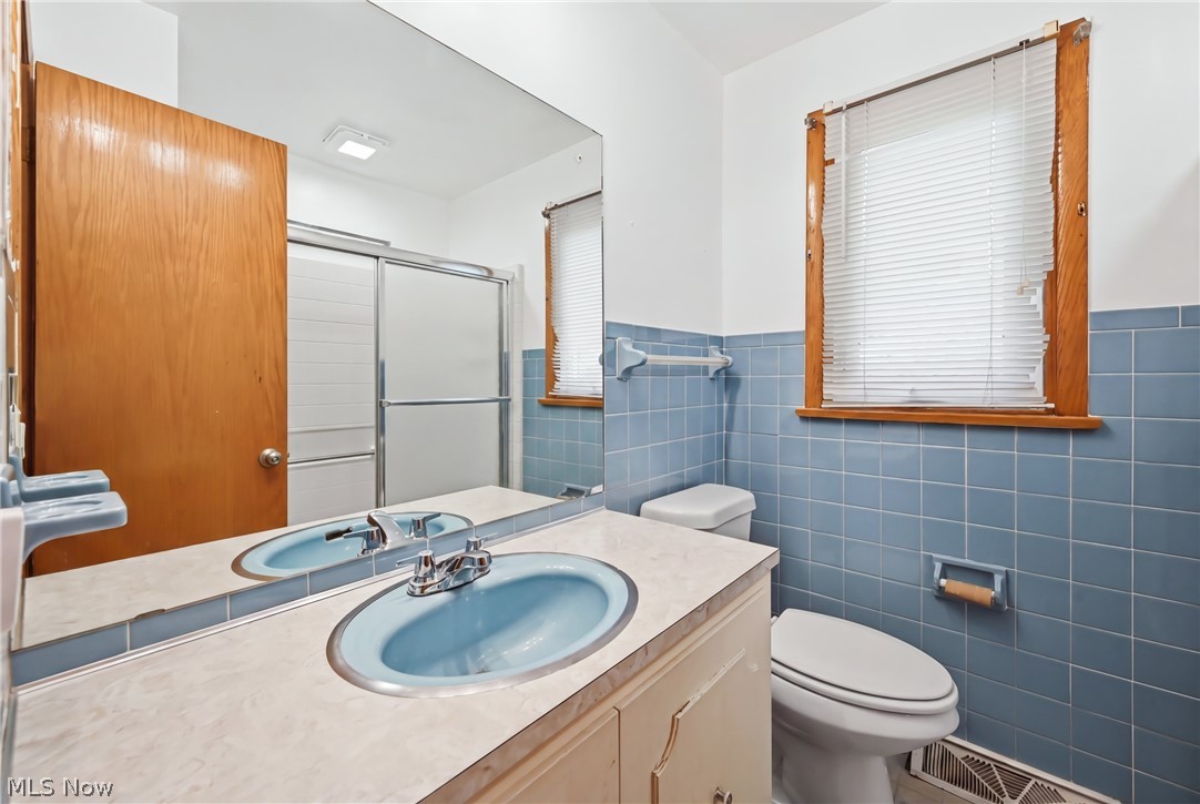349 Westview Avenue Hubbard OH 44425