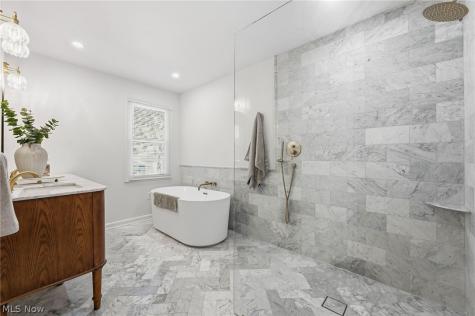 21510 Halburton Road Beachwood OH 44112