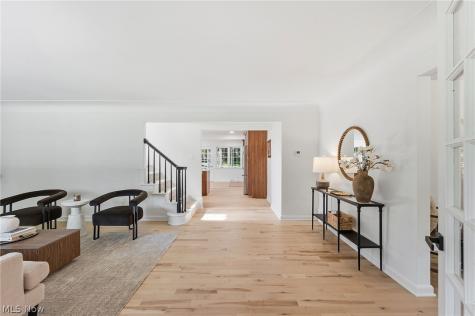 21510 Halburton Road Beachwood OH 44112