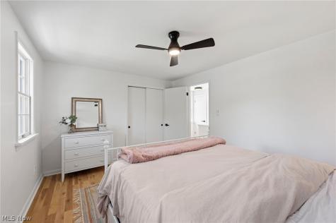 21510 Halburton Road Beachwood OH 44112