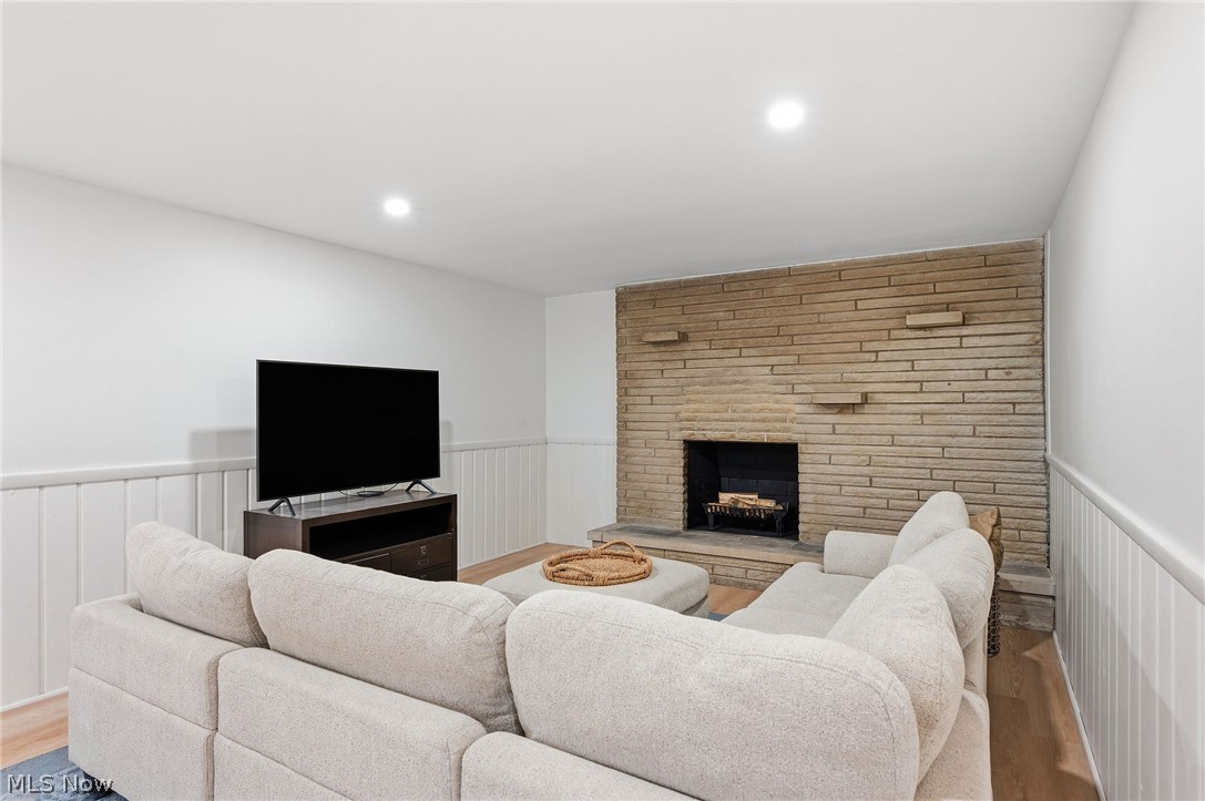 21510 Halburton Road Beachwood OH 44112