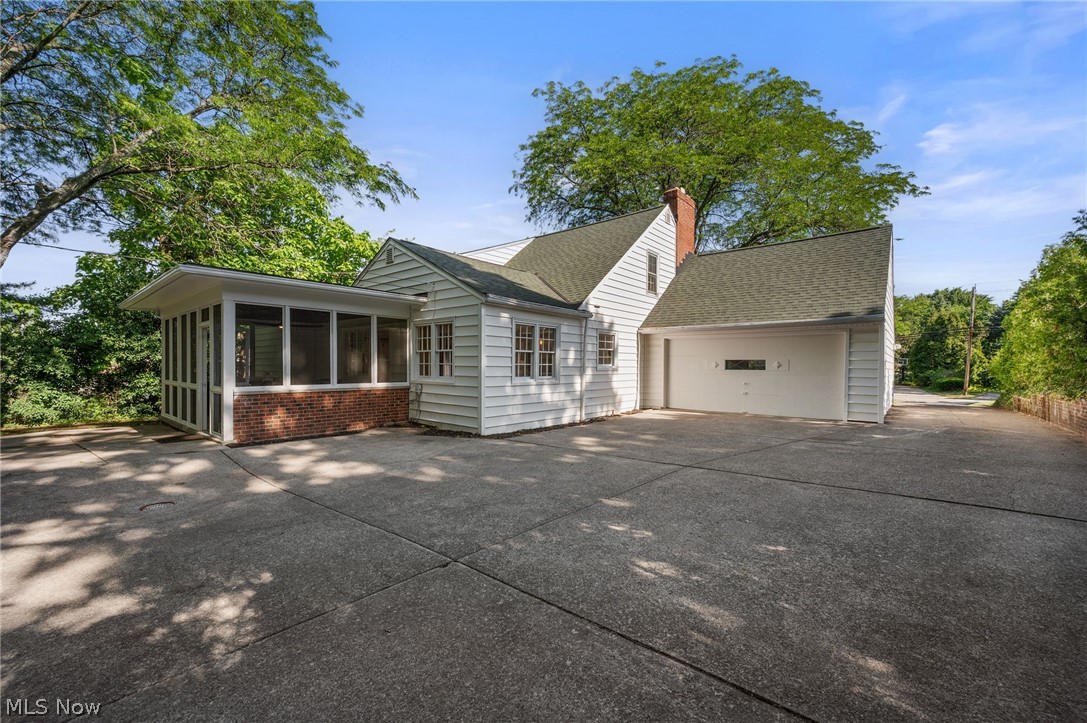 21510 Halburton Road Beachwood OH 44112