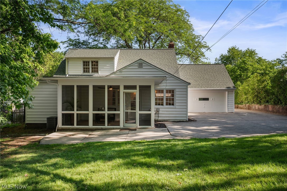 21510 Halburton Road Beachwood OH 44112