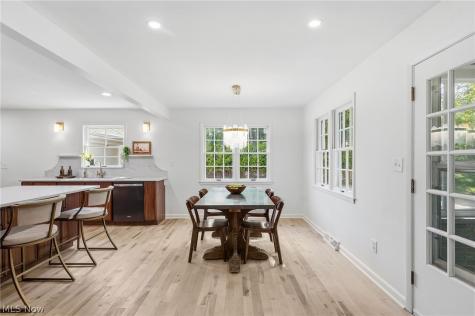 21510 Halburton Road Beachwood OH 44112