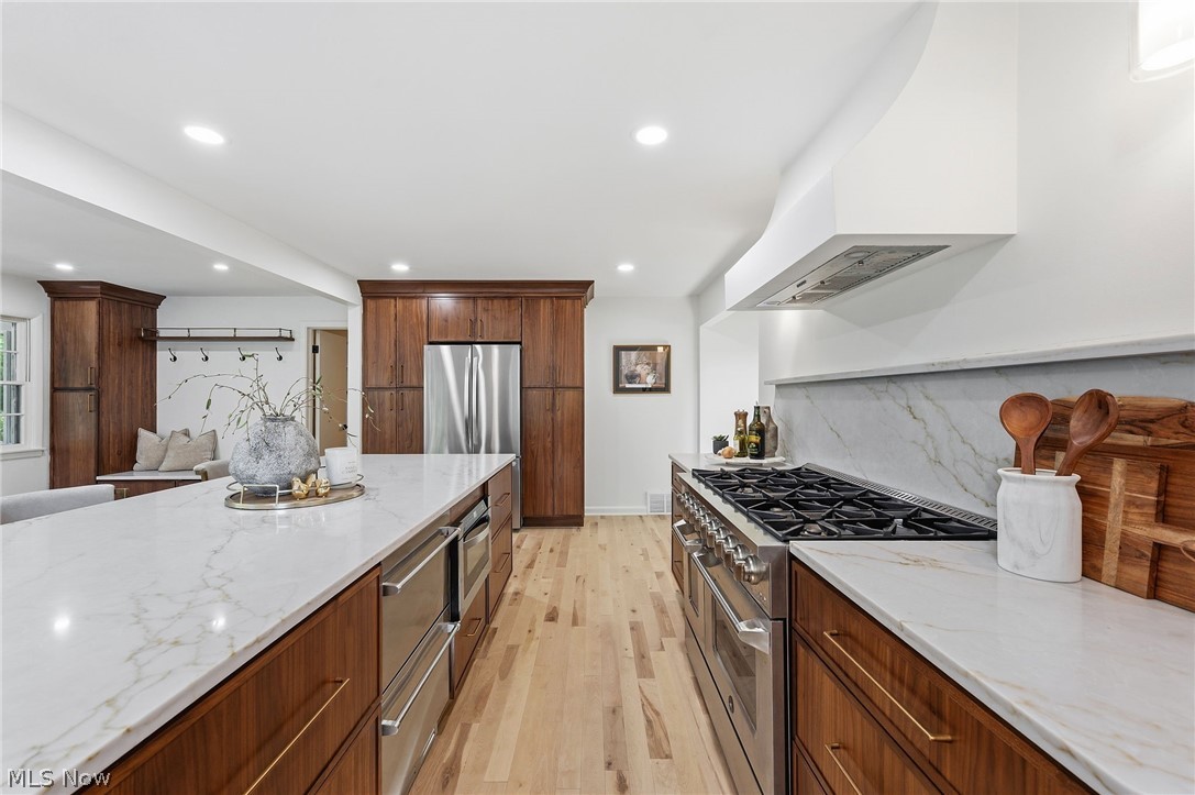 21510 Halburton Road Beachwood OH 44112
