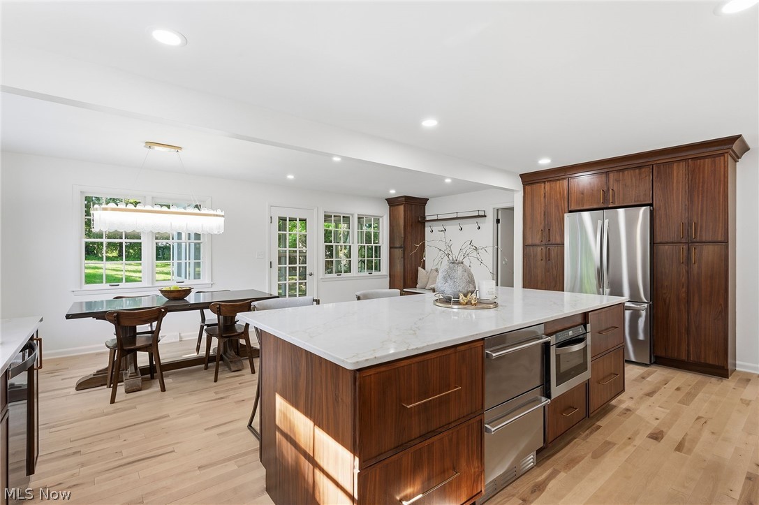21510 Halburton Road Beachwood OH 44112