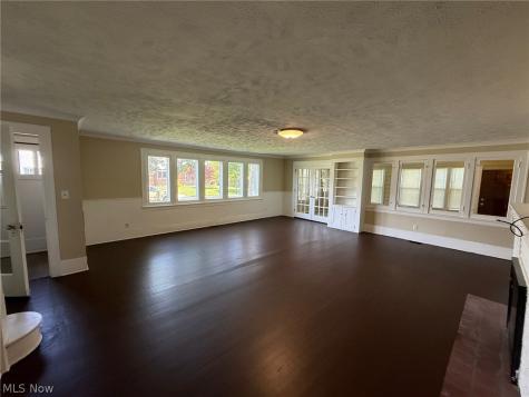 127 E 270th Street Euclid OH 44132