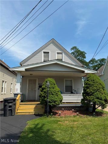 3633 E 47th Street Cleveland OH 44105