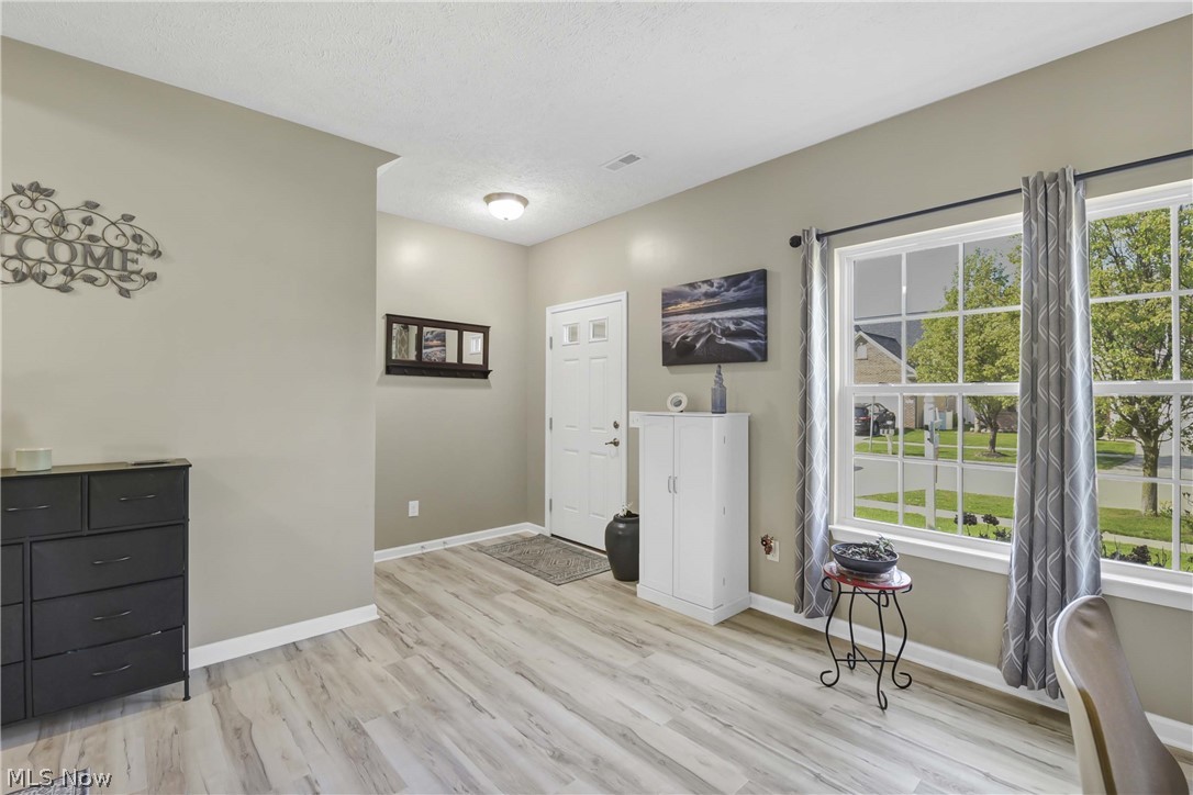 38479 Foxglen Avenue Avon OH 44011