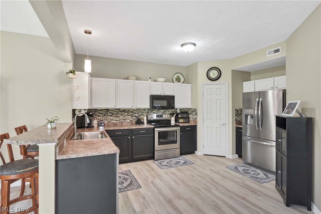 38479 Foxglen Avenue Avon OH 44011