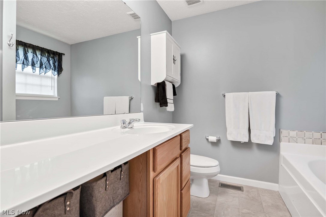 38479 Foxglen Avenue Avon OH 44011