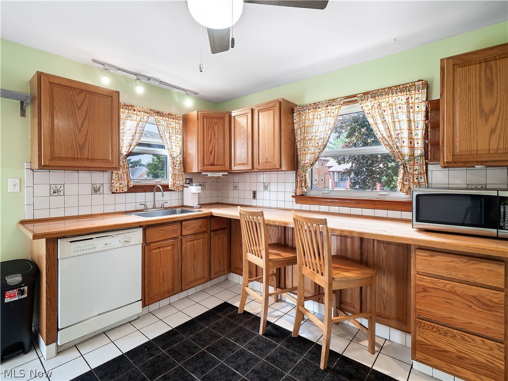 7403 Virginia Avenue Parma OH 44129