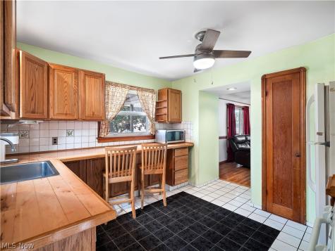 7403 Virginia Avenue Parma OH 44129