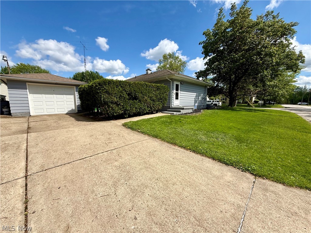 1710 Halbert Drive Youngstown OH 44514