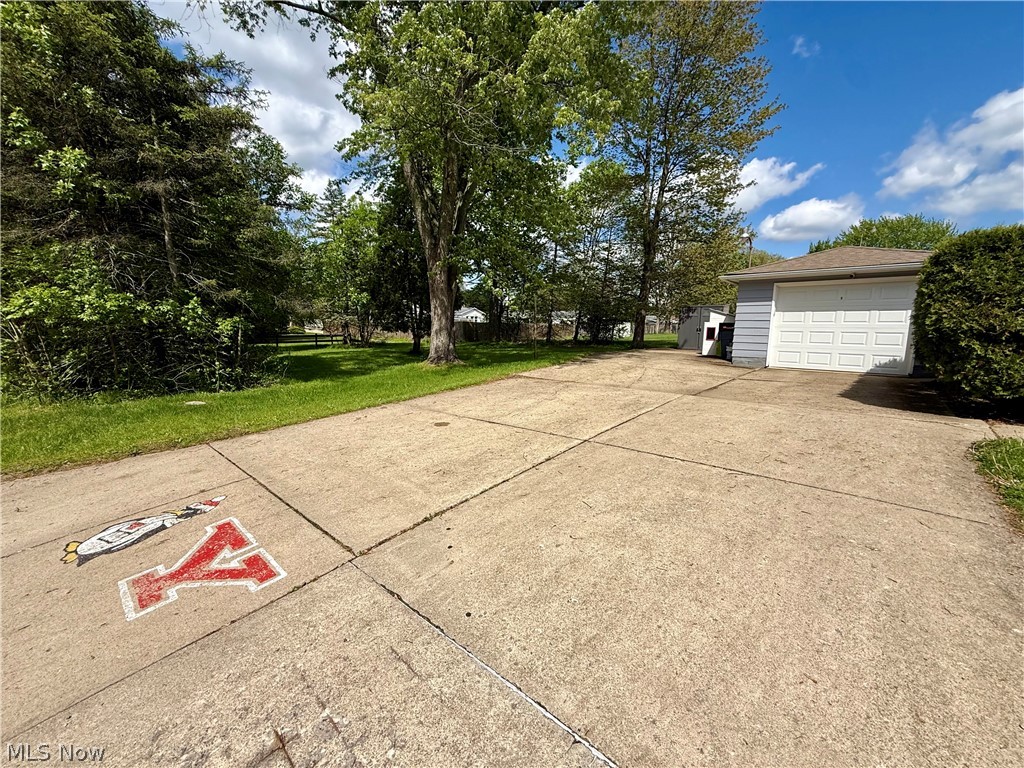 1710 Halbert Drive Youngstown OH 44514