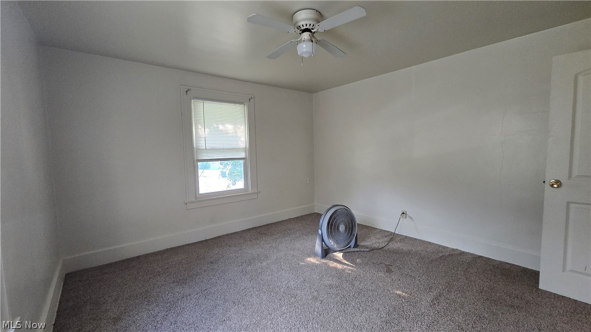 442 Poland Avenue Struthers OH 44471