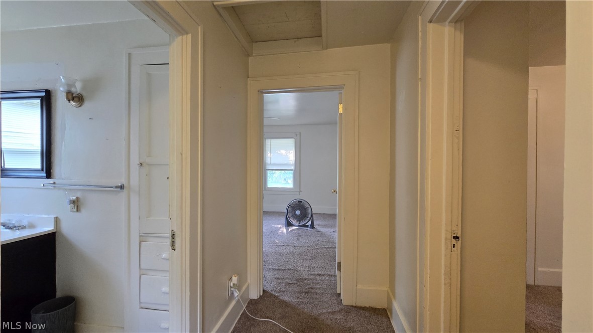 442 Poland Avenue Struthers OH 44471