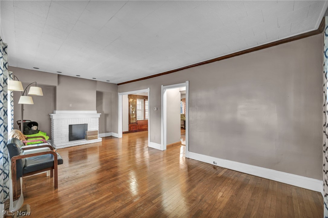 1825 Treadway Cleveland OH 44109