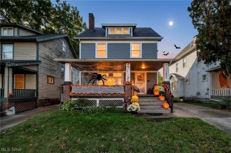 1825 Treadway Cleveland OH 44109