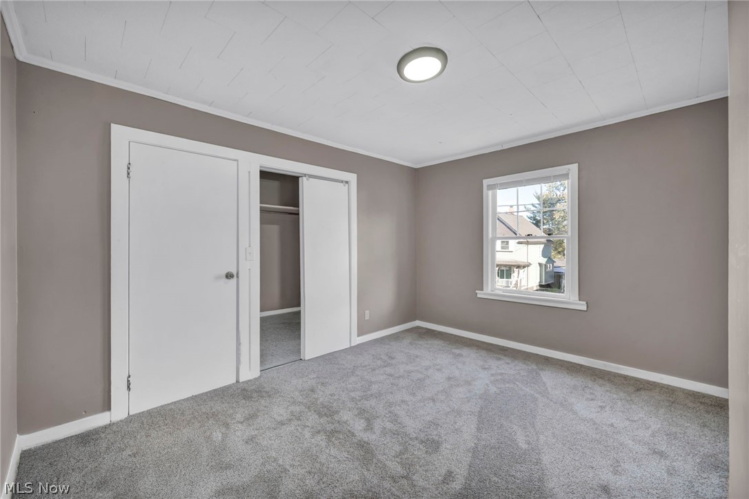 1825 Treadway Cleveland OH 44109