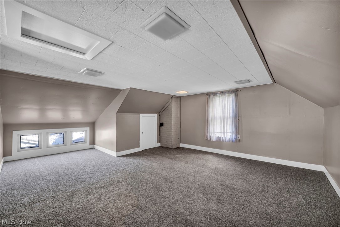 1825 Treadway Cleveland OH 44109