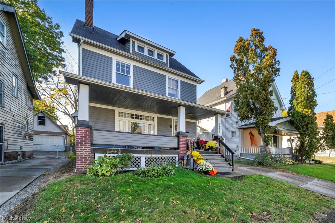 1825 Treadway Cleveland OH 44109