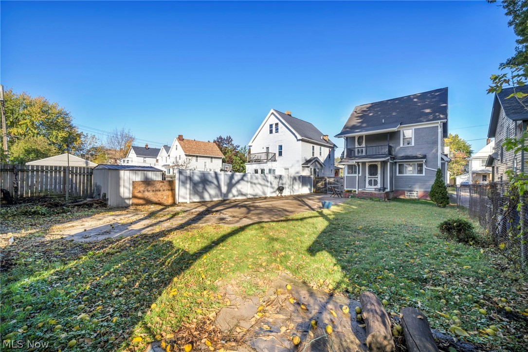 1825 Treadway Cleveland OH 44109