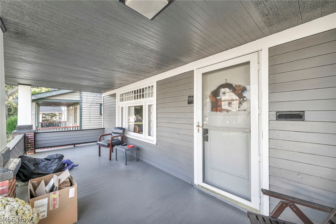 1825 Treadway Cleveland OH 44109