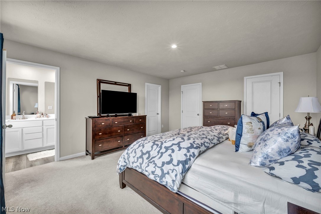 4660 Erhart Drive Lorain OH 44053