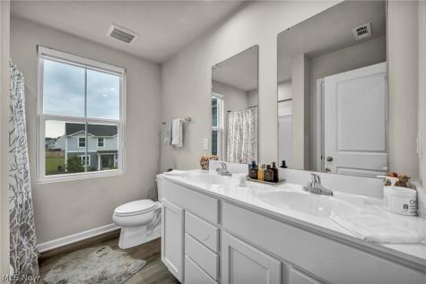 4660 Erhart Drive Lorain OH 44053