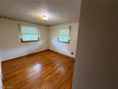 3215 Knollridge Circle NE Canton OH 44721