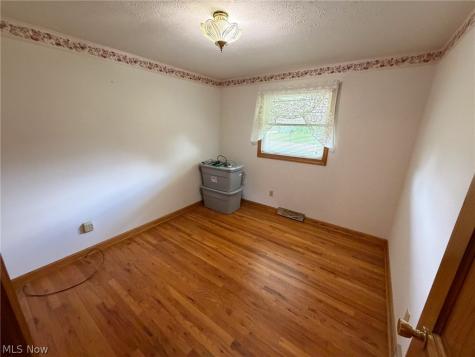 3215 Knollridge Circle NE Canton OH 44721