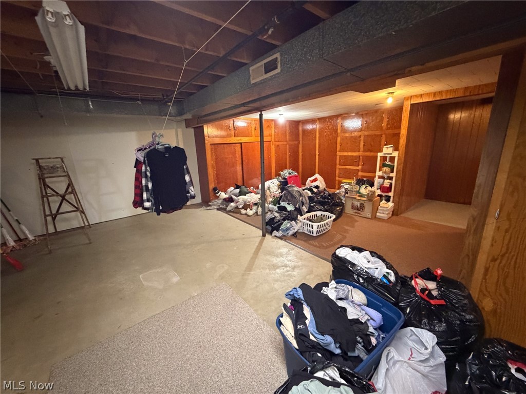 3215 Knollridge Circle NE Canton OH 44721