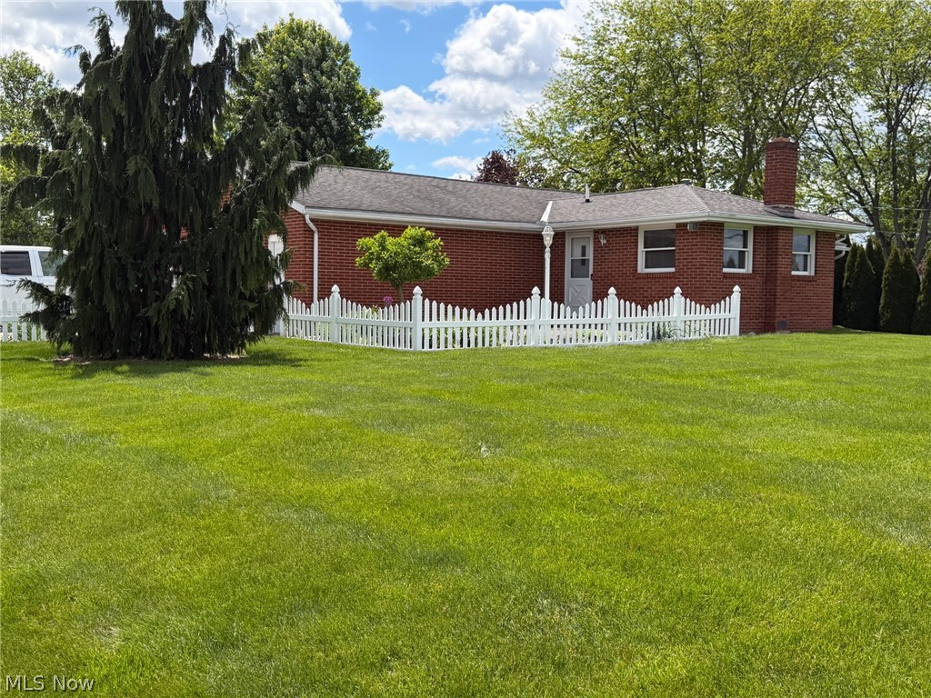 3215 Knollridge Circle NE Canton OH 44721