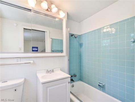 4135 Eastway Road Cleveland OH 44121