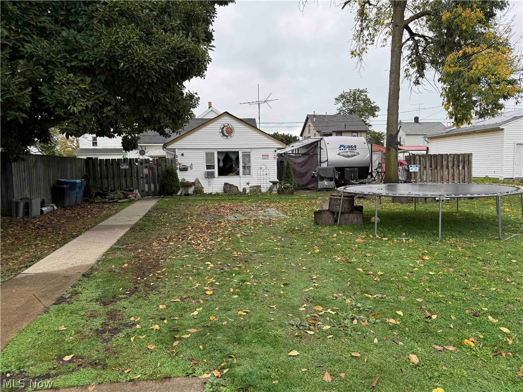 2229 E 32nd Street Lorain OH 44055