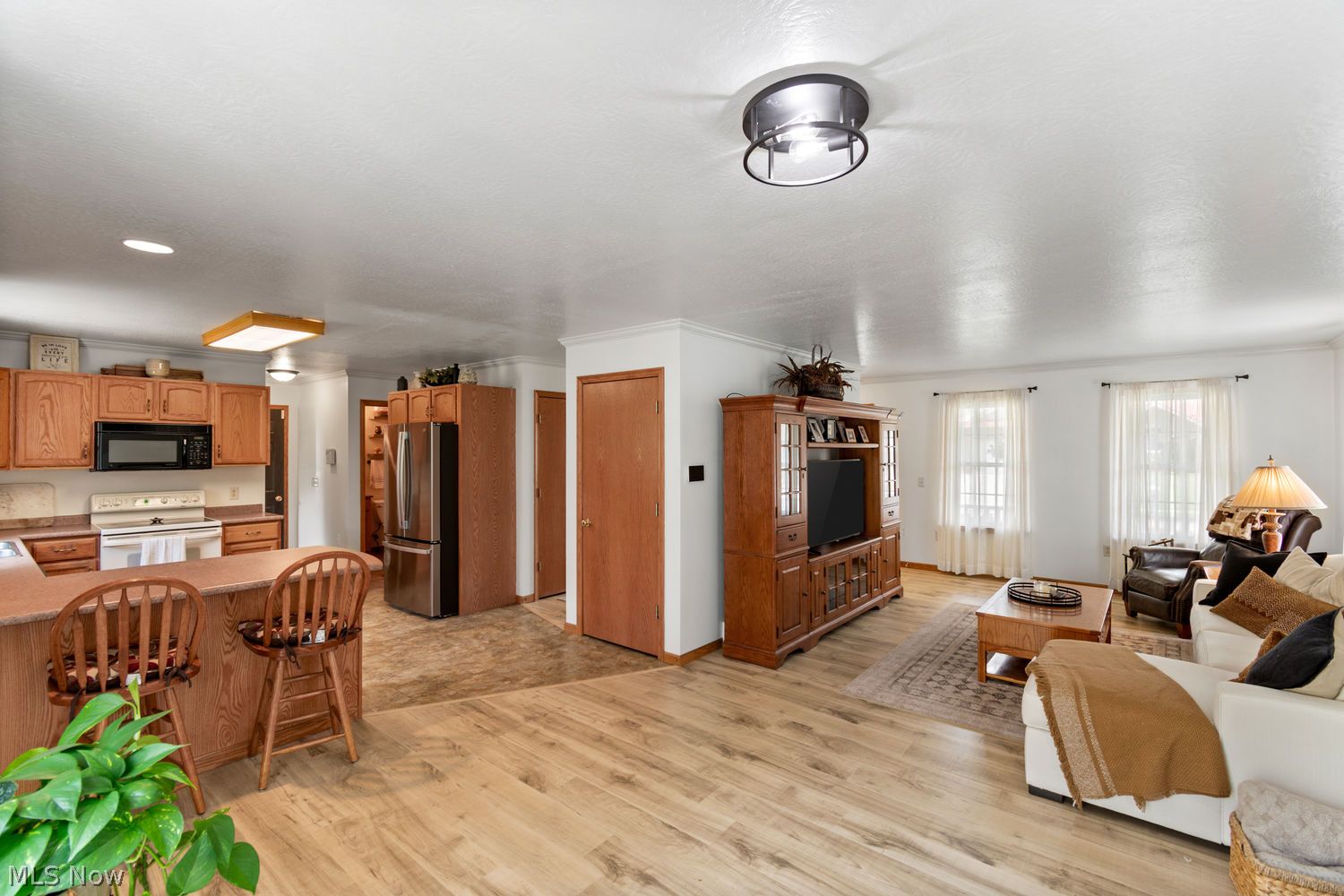 380 Schoenbrunn Drive Drive NE New Philadelphia OH 44663