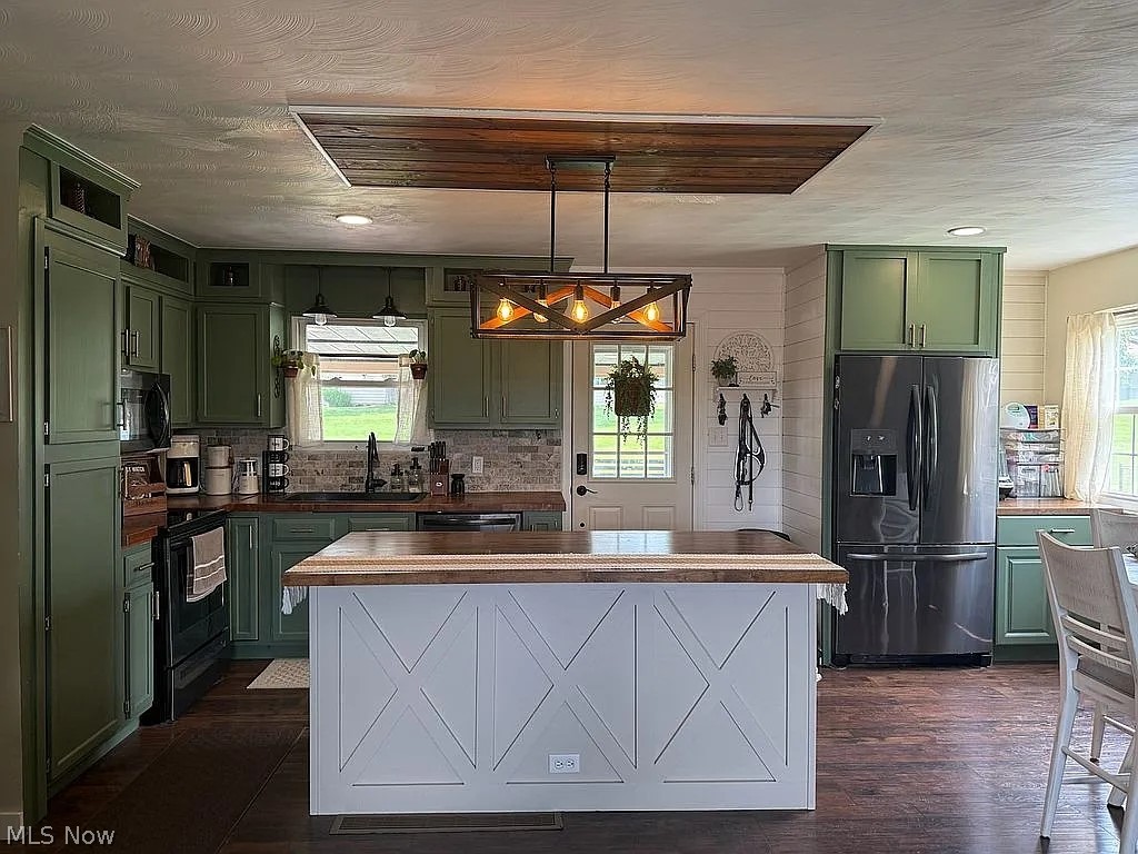 64118 Warne Drive Cambridge OH 43725