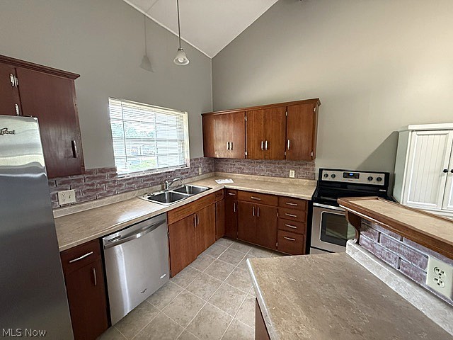 1373 Military Road Zanesville OH 43701