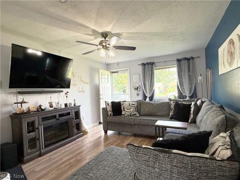 4713 Meadow Lane Lorain OH 44055